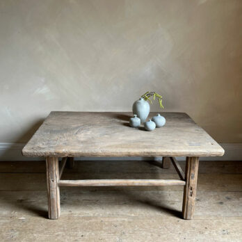 Antique coffee table | Rhian