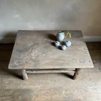 Antique coffee table | Rhian