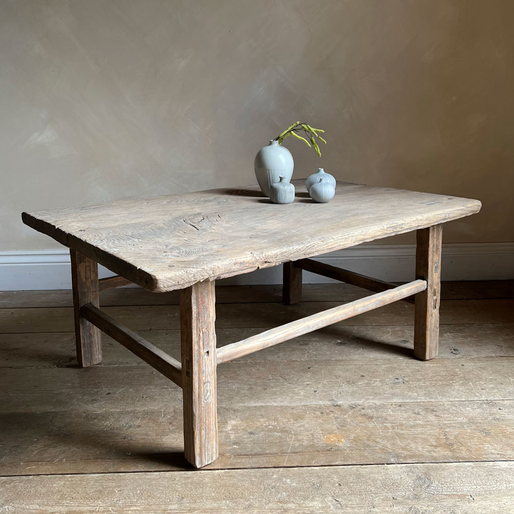 Antique coffee table | Rhian