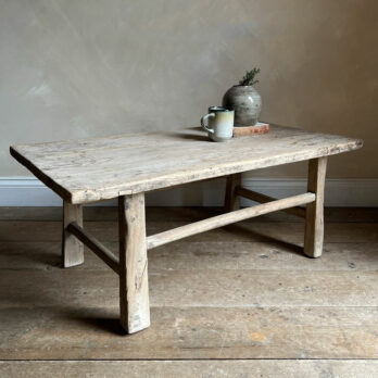Antique pale coffee table | Ridley