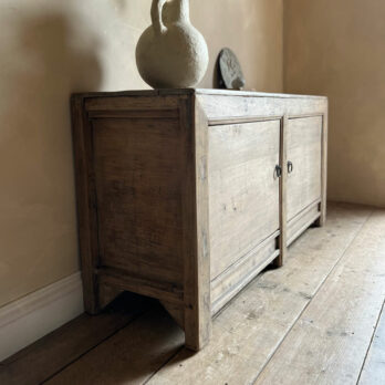 Antique rustic cupboard | Samson