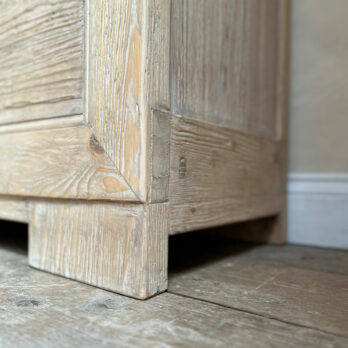 Reclaimed chest of drawers | Saxon