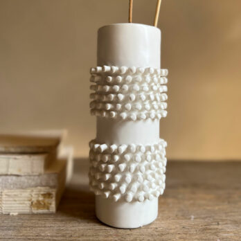 White texture banded vase | 20cm