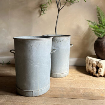 Vintage round tree planter