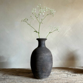Gray stoneware vase | Layla
