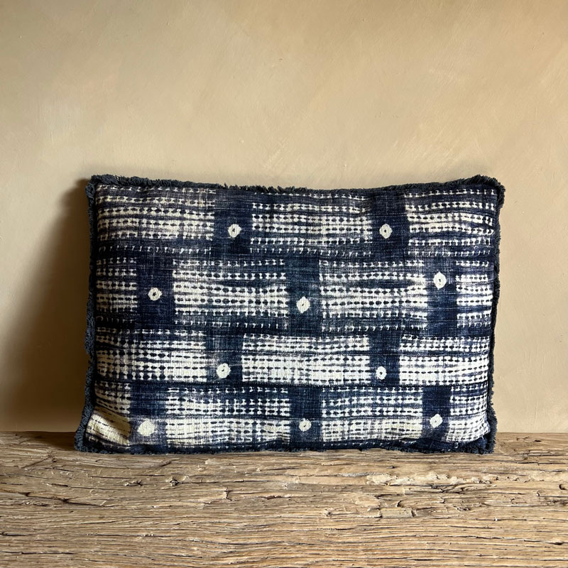 Indigo print cushion 60x40cm | Kamari