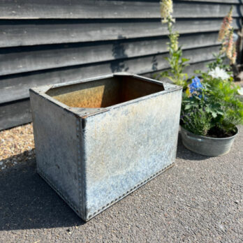 Vintage water tank planter | BVintage water tank planter | B