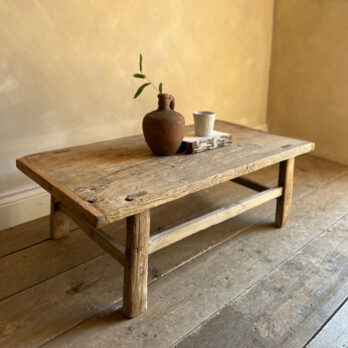 Antique Coffee Table | Aemelia