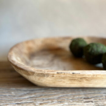 Vintage dough bowl Arthur