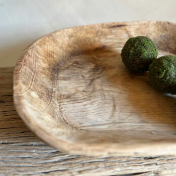 Vintage dough bowl Arthur