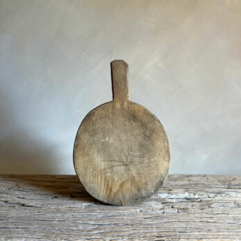 Antique rustic breadboard Blanche