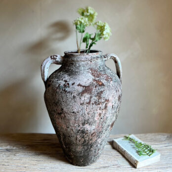 Mediterranean Antique Pot Camille