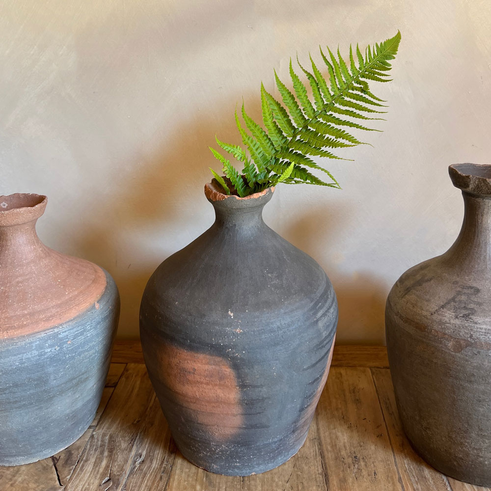 Antique Rice Wine Urn M I