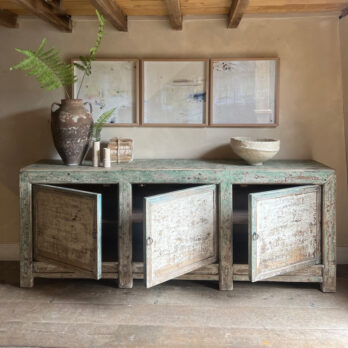 Antique Painted sideboard | Jasmin