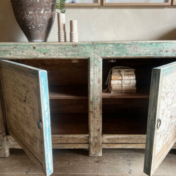 Antique Painted sideboard | Jasmin