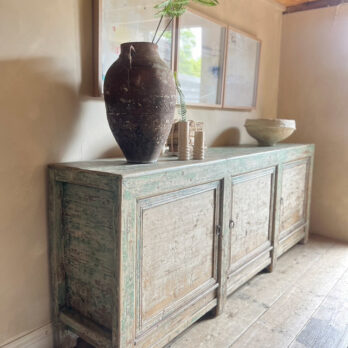 Antique Painted sideboard | Jasmin