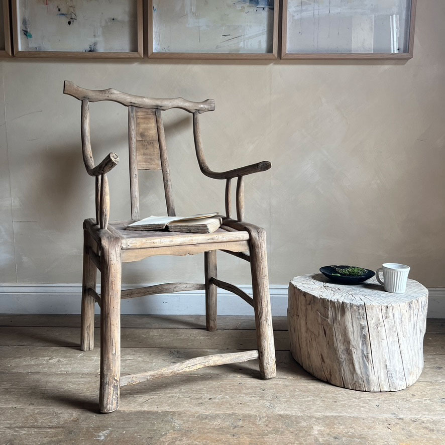 Antique officials chair | Kalani