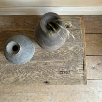 Rustic antique coffee table Kenton