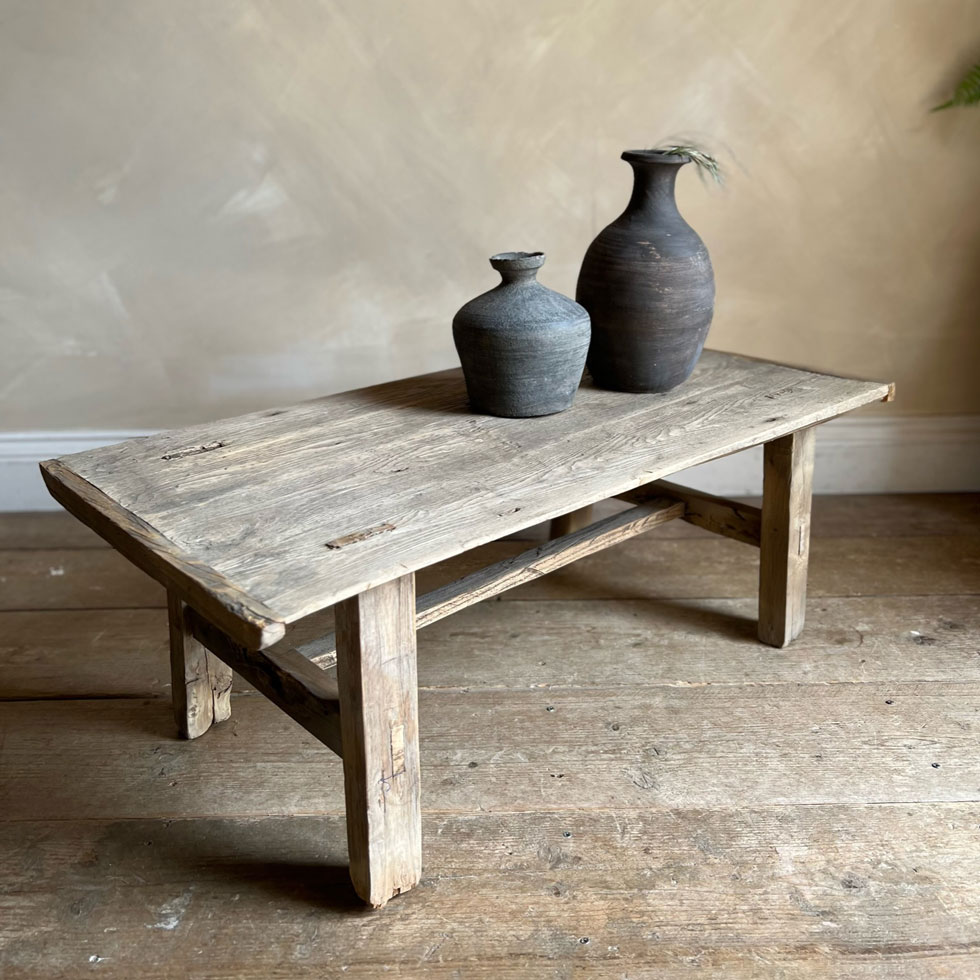 Rustic antique coffee table Kenton