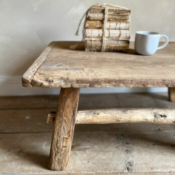 Rustic antique coffee table Kerena