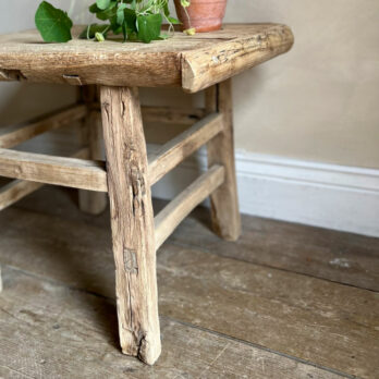Antique coffee table Laila