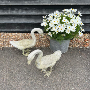 Metal Garden Geese Pair