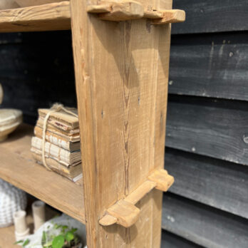 Antique open shelving Kezia