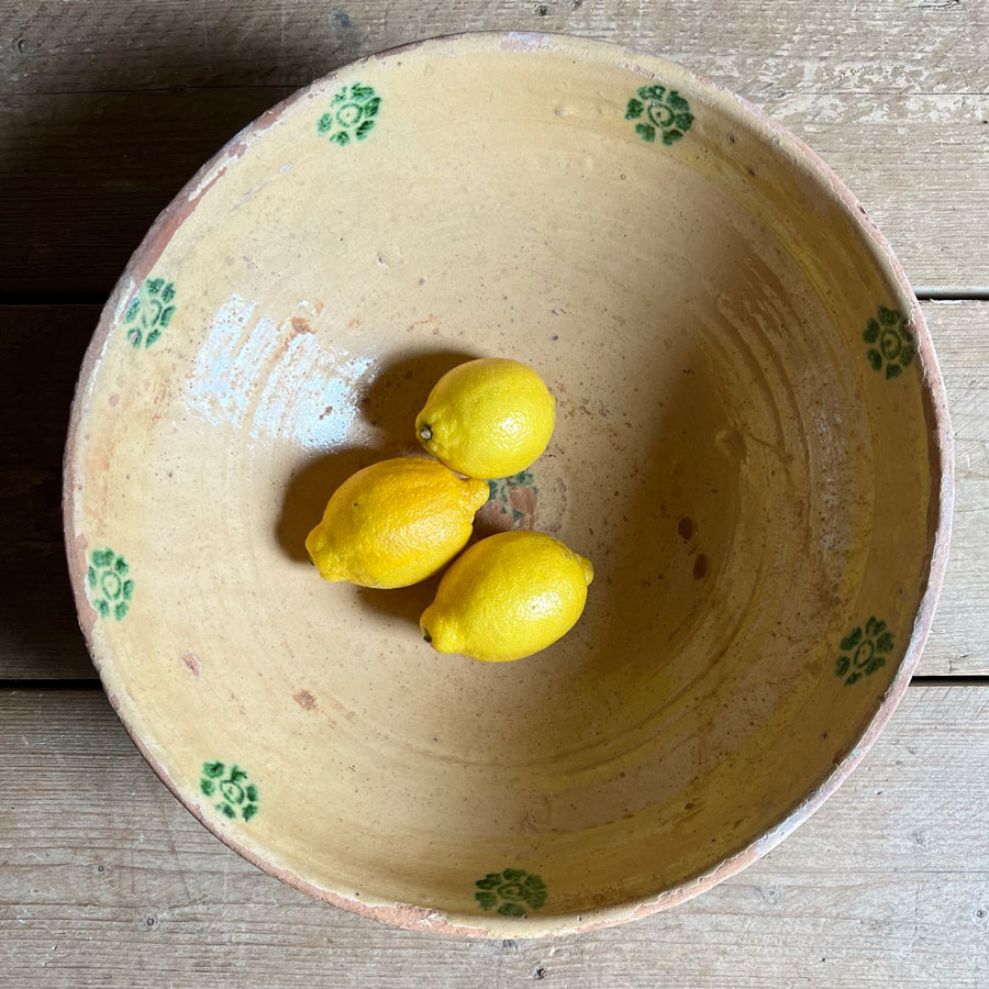 Antique Puglian ceramic bowl No:1