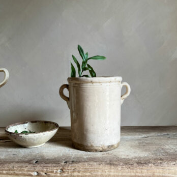 Antique Puglian confit pot No:4