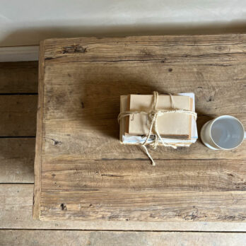 Antique Coffee table Marissa