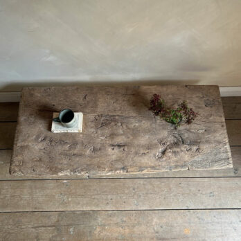 Antique coffee table Washington