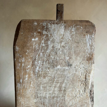 Antique Rustic Breadboard Barinda