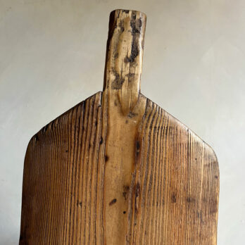 Antique Rustic Breadboard Cyrah
