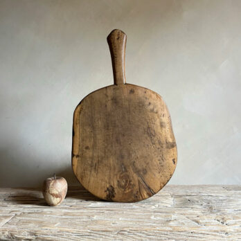 Antique Rustic Breadboard Derya
