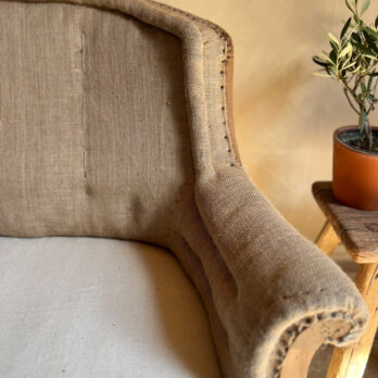 Antique French deconstructed sofa | Leontine