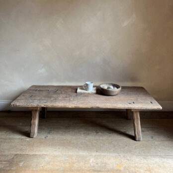 Antique Coffee table Marsha