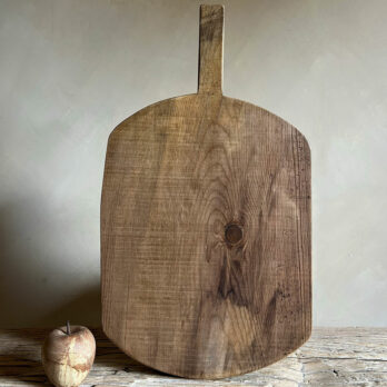 Antique Rustic Breadboard Royanna