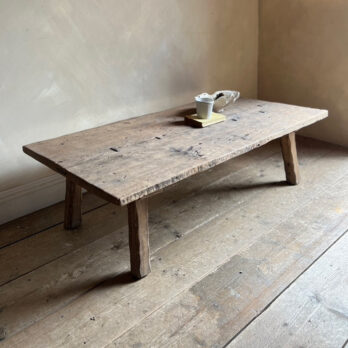 Antique Coffee table Sandrine