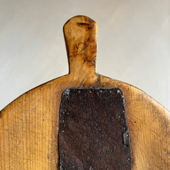 Antique Rustic Breadboard Zareen