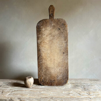 Antique Rustic Breadboard Zareena