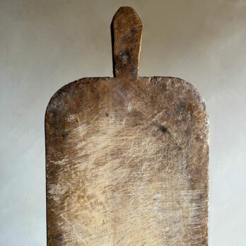 Antique Rustic Breadboard Zareena