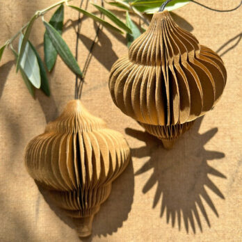 Honeycomb Jewel Paper Ornament Caramel