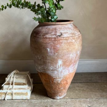 Vintage Turkish urn Dion