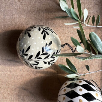 Handpainted Mistletoe Paper Bauble