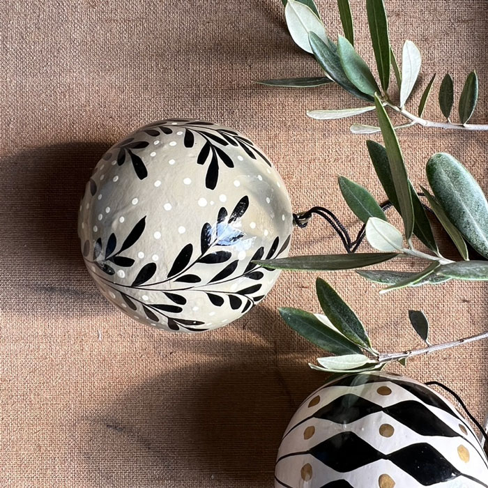 Handpainted Mistletoe Paper Bauble