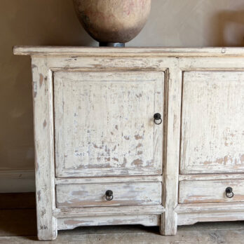 Antique White Sideboard Sigmund