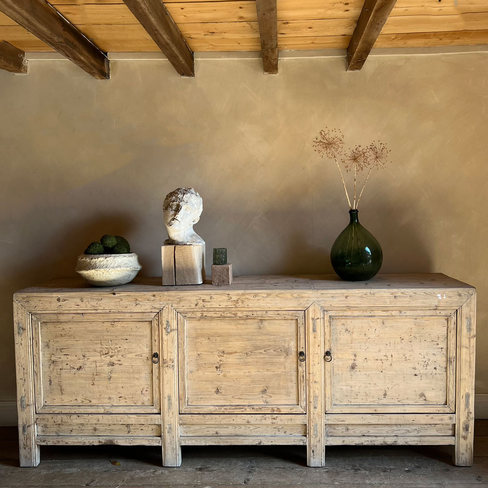 Antique pale cupboard | Waddesdon