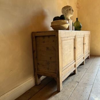 Antique pale cupboard | Waddesdon