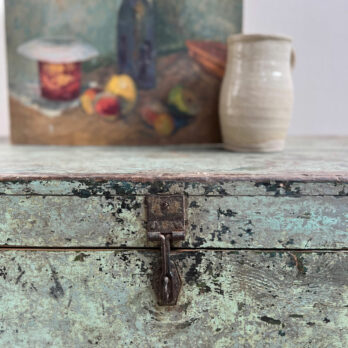 Vintage Blanket Box B