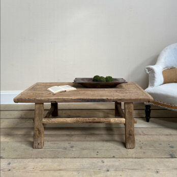 Antique rustic coffee table Sofia